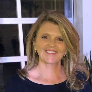 Meet your Posher, Phyllis